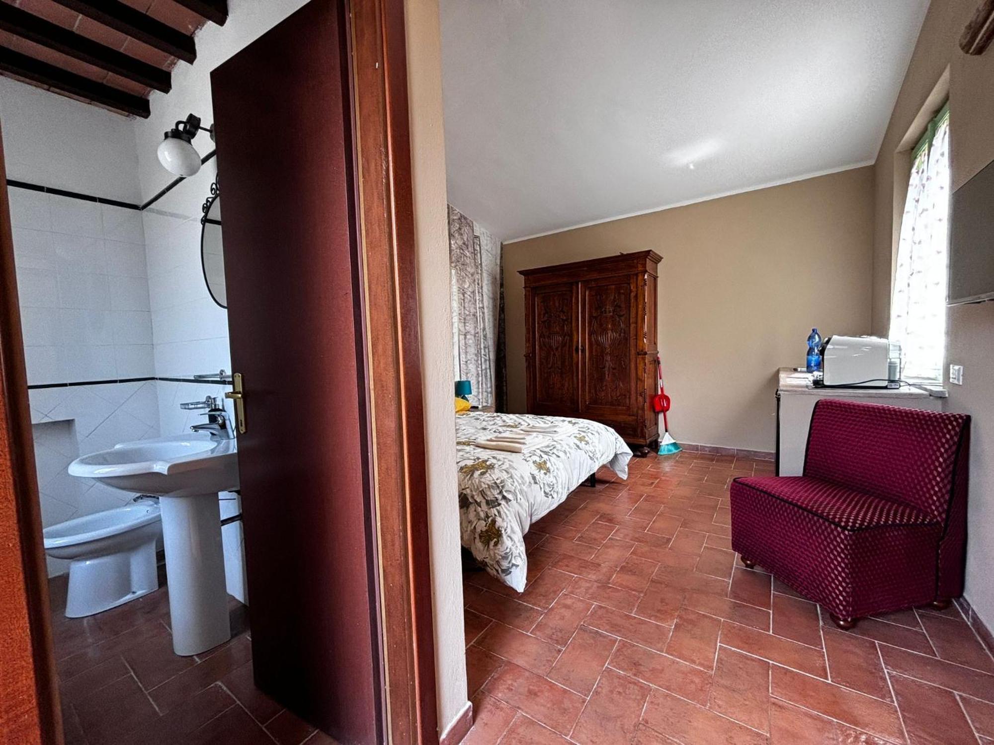 Il Poggio Hotell Pontedera Eksteriør bilde