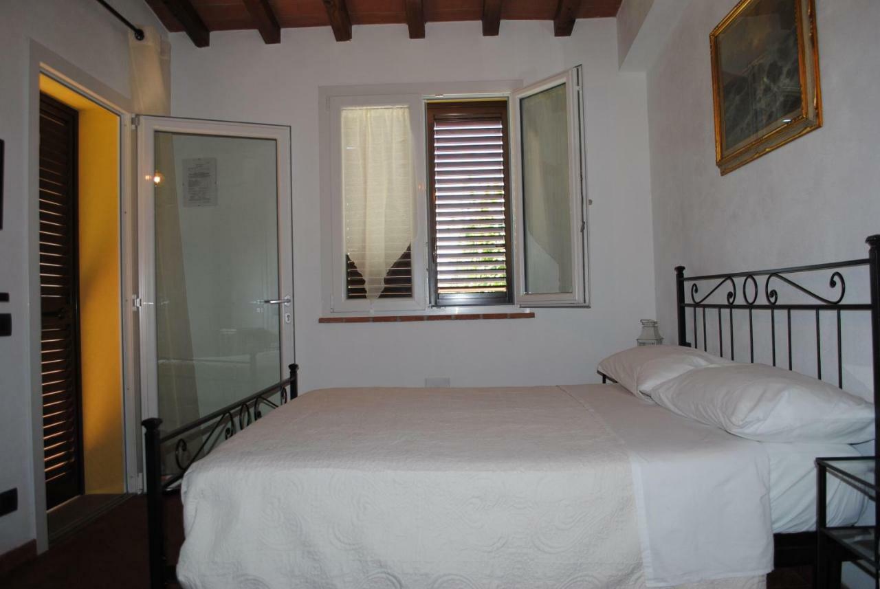 Il Poggio Hotell Pontedera Eksteriør bilde